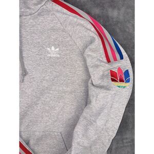 Adidas Originals Hoodie Gray Trefoil Rainbow Sleeve Stripes Womens Medium